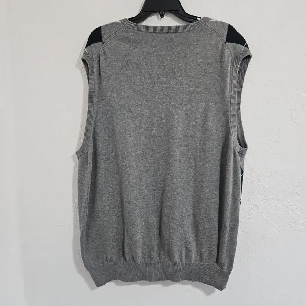 Chaps Sweater Vest Mens Size XL Gray Argyle V Neck Golf Preppy Academia